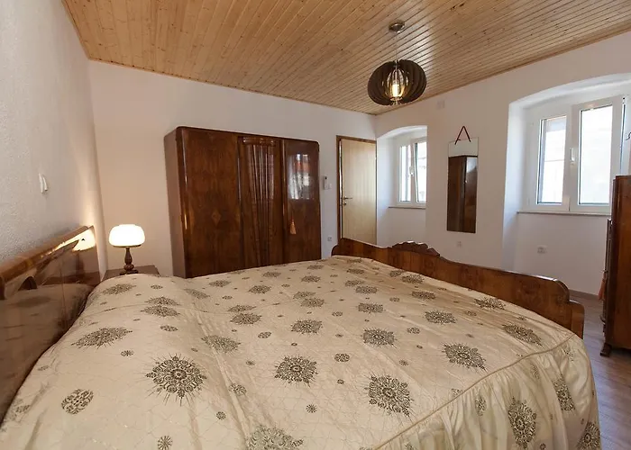 Villa Nika