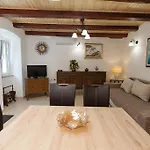Villa Nika *